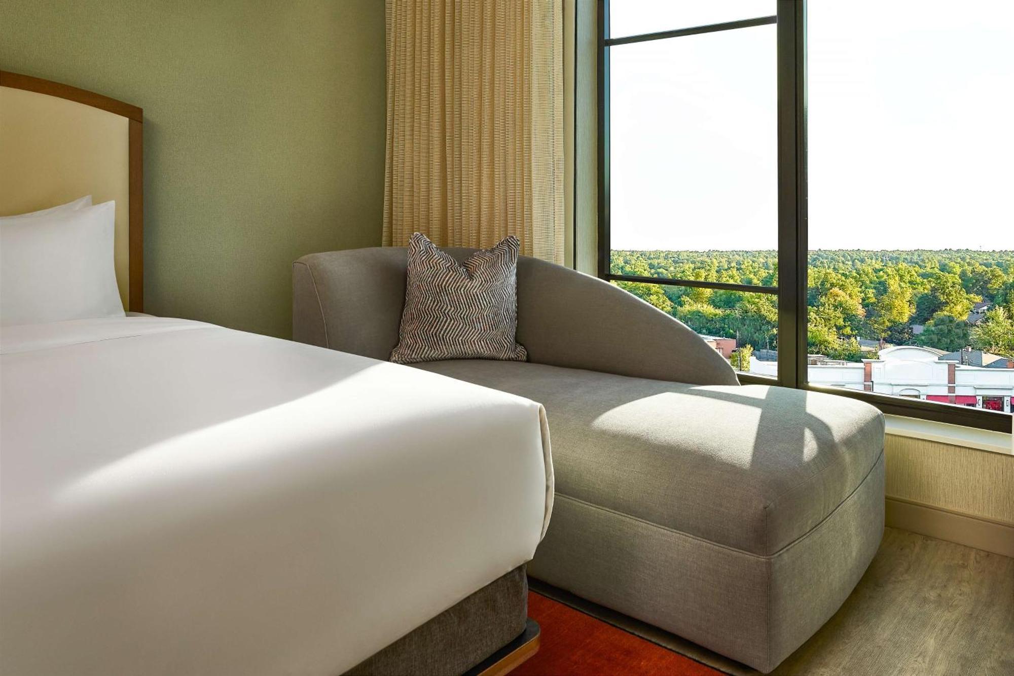 Lively Hotel On Oak Oklahoma City, Tapestry By Hilton Экстерьер фото