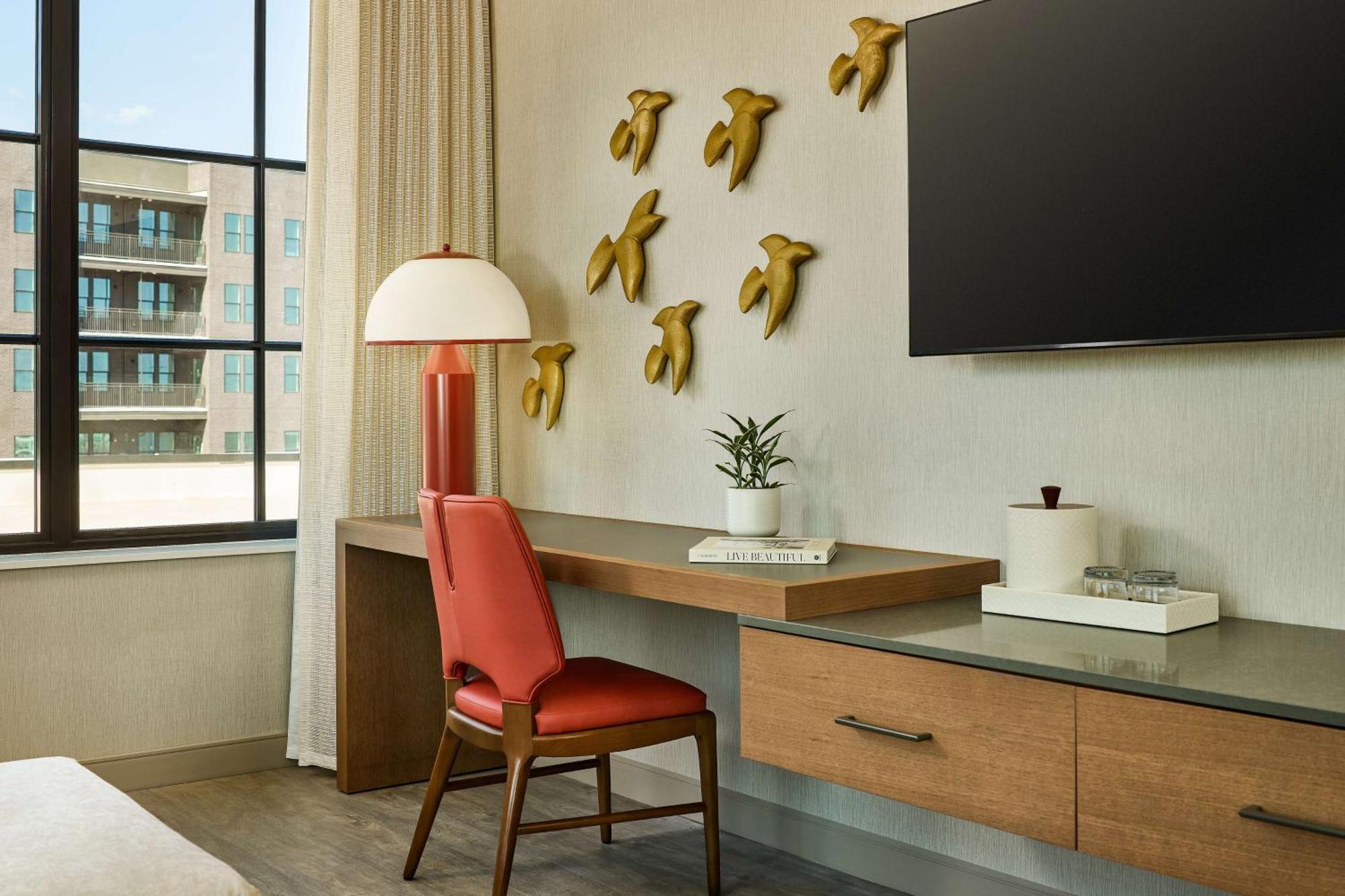 Lively Hotel On Oak Oklahoma City, Tapestry By Hilton Экстерьер фото